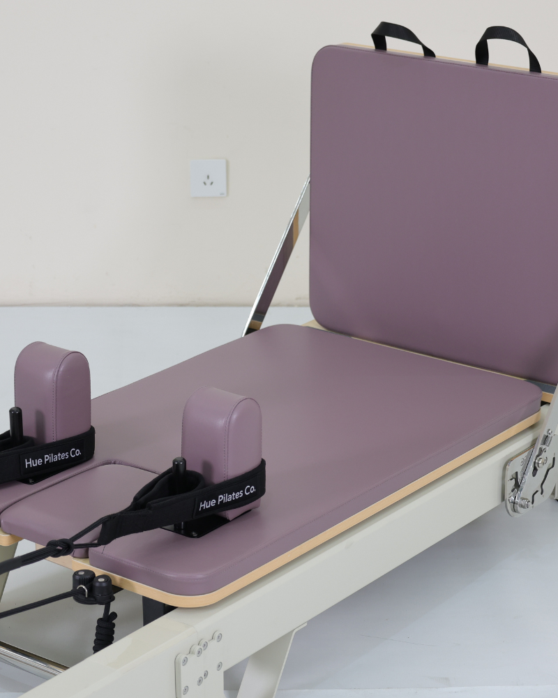 Foldable Hue Pilates Reformer Bed in Mauve