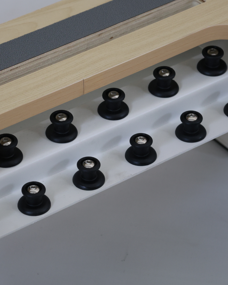 Foldable Hue Pilates Reformer Bed in Mauve