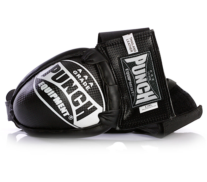 BLACK DIAMOND™ STEEL MUAY THAI GROIN GUARD